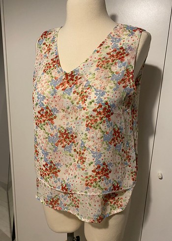 Çiçek Desenli V Yaka Kadın Bluz - Görsel 3