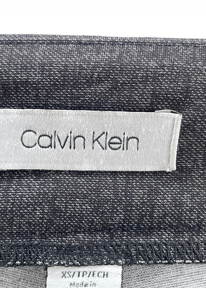 Calvin Klein Düz Kesim %70 İndirimli. - Görsel 4