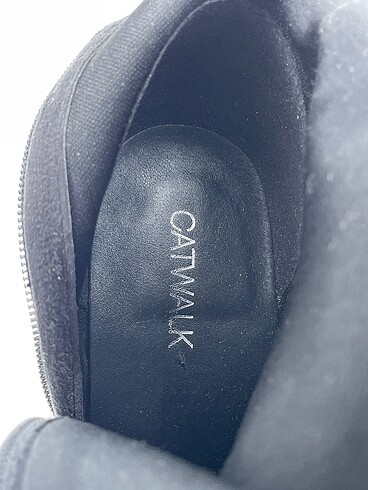 37 Beden siyah Renk Catwalk Junkie Bot %70 İndirimli.