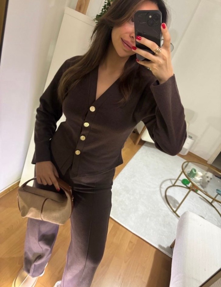 Kahverengi Süet Düğmeli Kadın Takım - Görsel 2