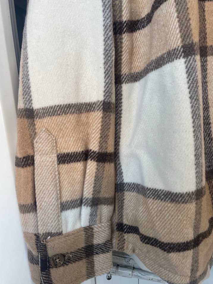 Bej Ekoseli Düğmeli Erkek Gömlek - Görsel 3