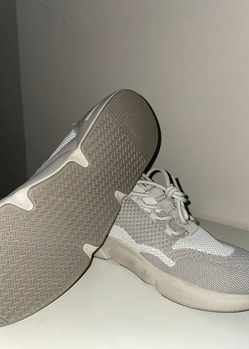 Beyaz Gri Bağcıklı Erkek Pull and Bear Spor Ayakkabı - Görsel 3