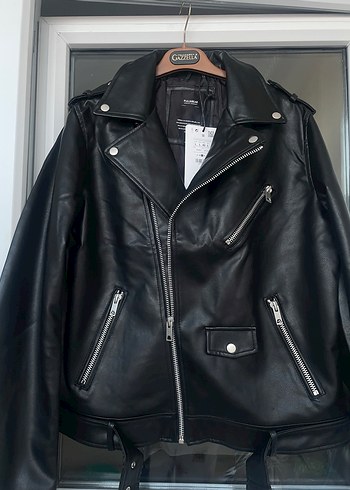 Erkek siyah deri ceket Pull and bear - Görsel 2