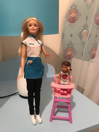 Öğretmen Barbie 