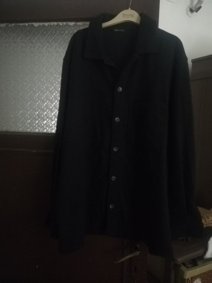 Düğmeli Siyah Erkek Keten Gömlek - Görsel 5