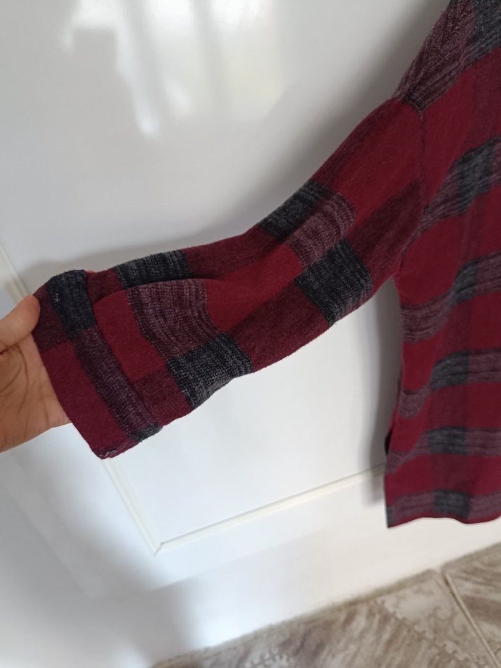 Bordo Düğmeli Uzun Kollu Yün Gömlek - Görsel 3