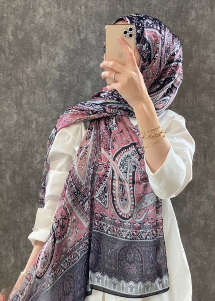 HİNT İPEK ETRO DESEN - Görsel 1