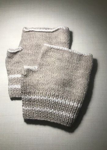 Bej Gri Örgü Kadın Eldiven - Görsel 2