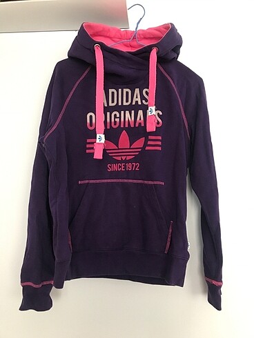 Adidas sweatshirt