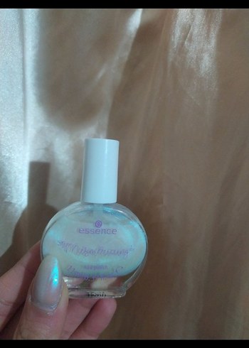 Essence Parlak Beyaz Oje