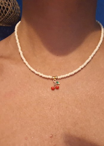 Krem renk Boncuklu Mini Bohem Kolye