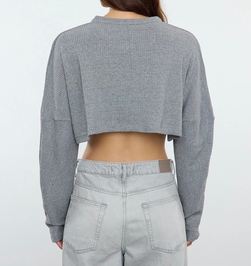 Gri Kısa Örgü Kadın Kazak - Görsel 2