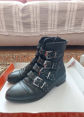 Kemerli bot postal