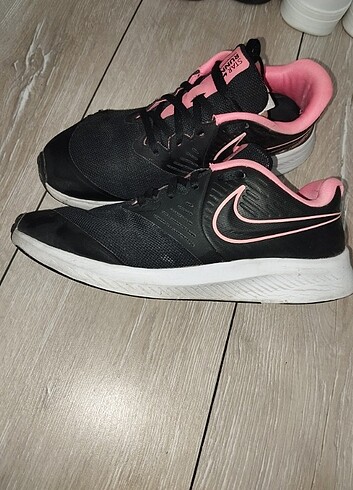38 Beden siyah Renk Nike spor ayakkabı 