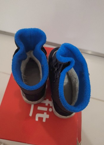 süperfit erkek çocuk bot - Görsel 6