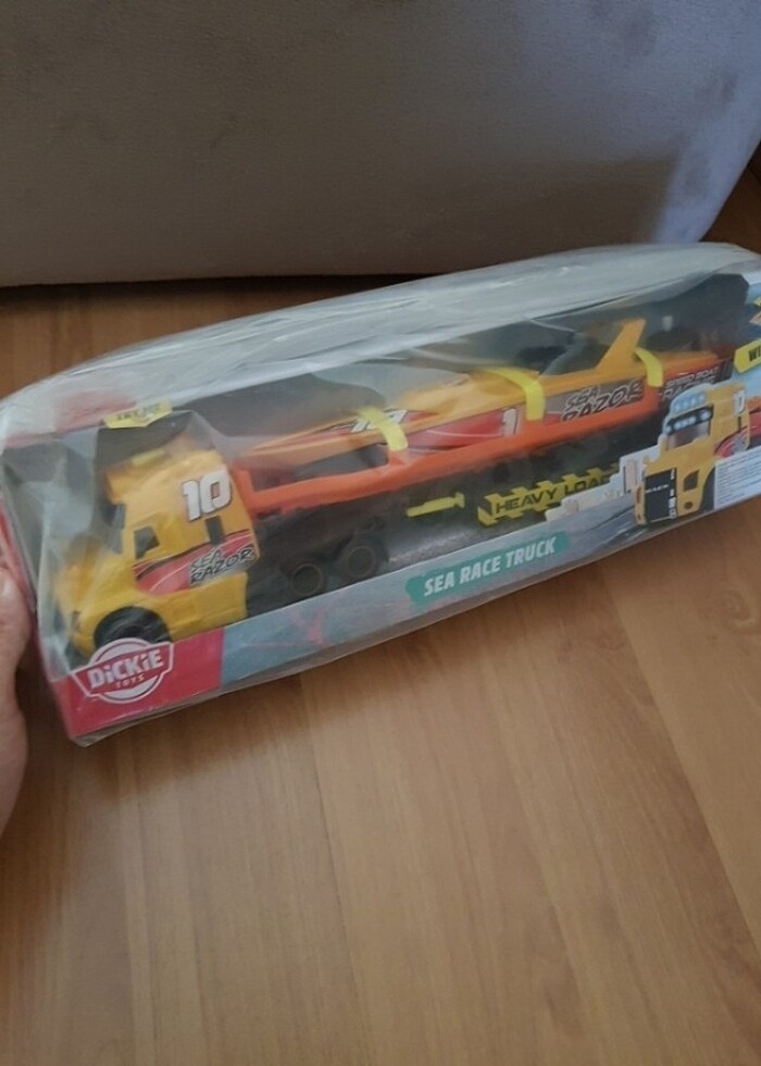 Dickie toys sesli ve ışıklı tır 41 cm - Görsel 2