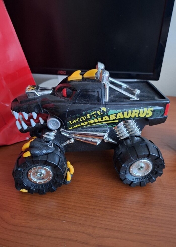 Sesli ve ışıklı dev monster truck - Görsel 2