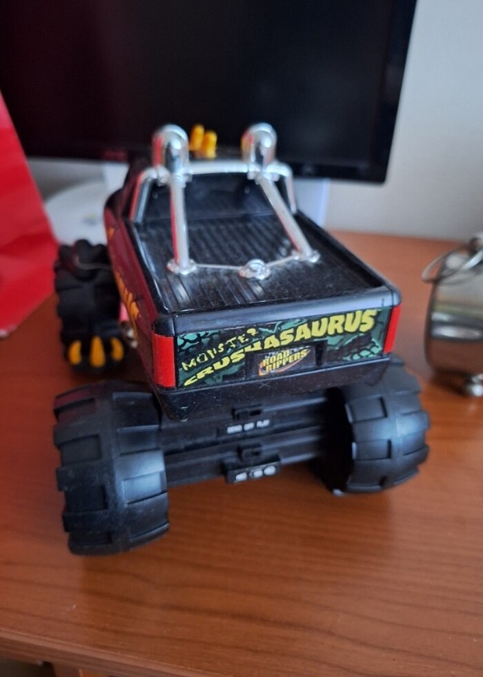 Sesli ve ışıklı dev monster truck - Görsel 5