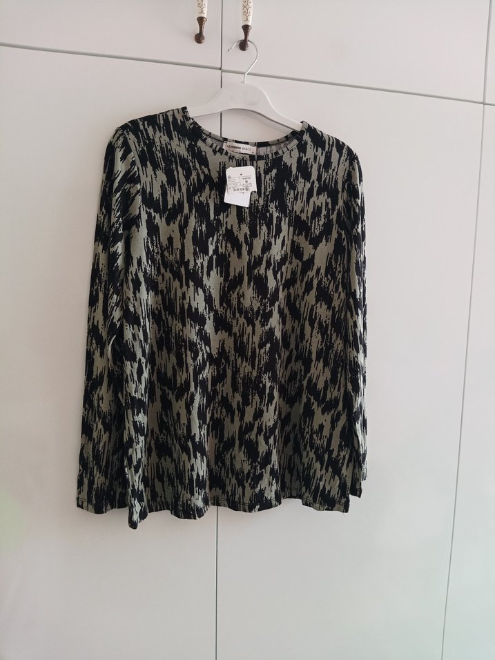 sıfır anne bluzu LC Waikiki - Görsel 2