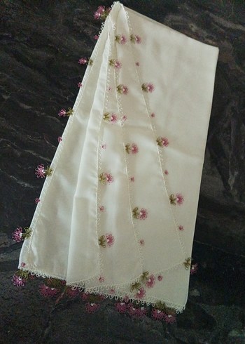 Dantel Kenarlı Beyaz Kadın Fular - Görsel 5