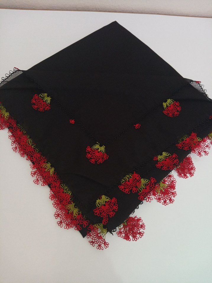 Kırmızı Dantel Detaylı Bohem Kadın Fuları - Görsel 4