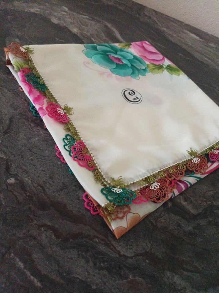 Dantel Detaylı Çok Renkli Kadın Fular - Görsel 5