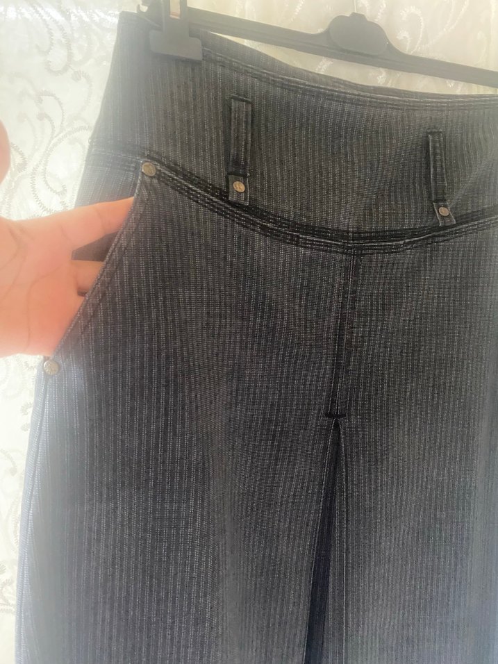 Siyah Kadın Midi Pileli Denim Etek - Görsel 5