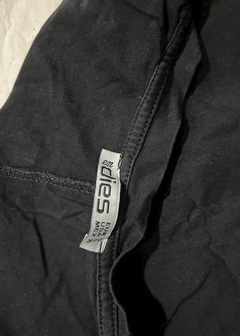 Siyah Kısa Kollu Tişört - Görsel 2