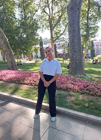 Polo yaka beyaz tişört