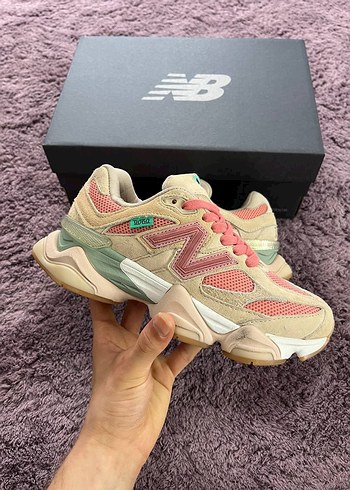New Balance New Balance 9060 Pink Cookie