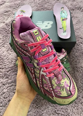 40 Beden New Balance 1906R Jack Harlow