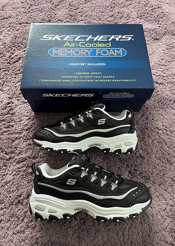 Skechers Dlites Black