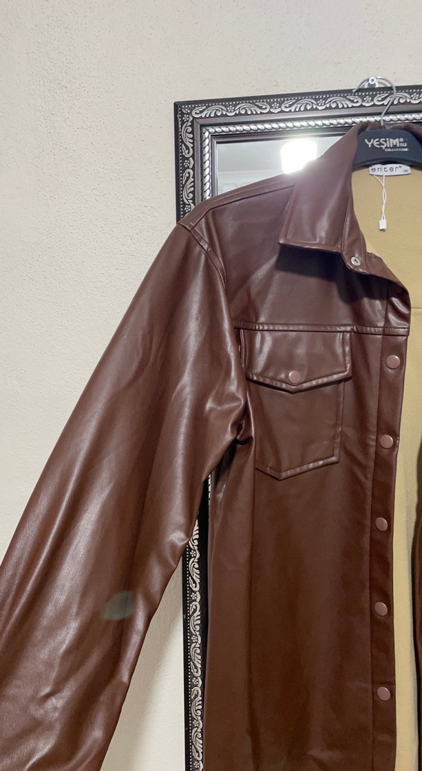 Düğmeli Kahverengi Kadın Deri Ceket - Görsel 2