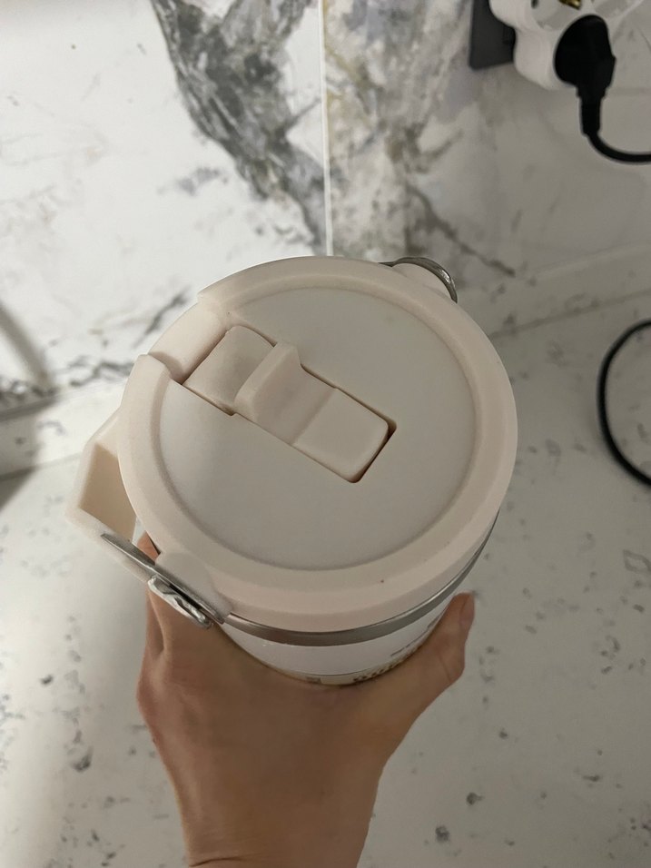 Stanley Beyaz Termos Matara 900 ml - Görsel 3