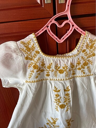 Mango Kids Mango kız çocuğu