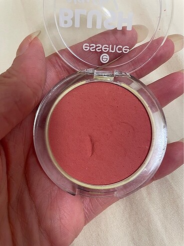  Beden Renk Essence blush
