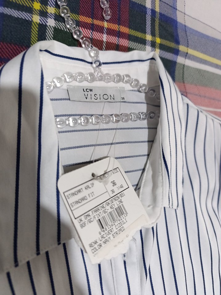 Çizgili saten Kadın Gömlek - Görsel 3