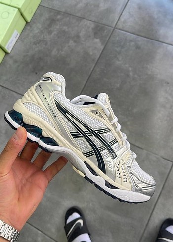Asics Asics Kayano white