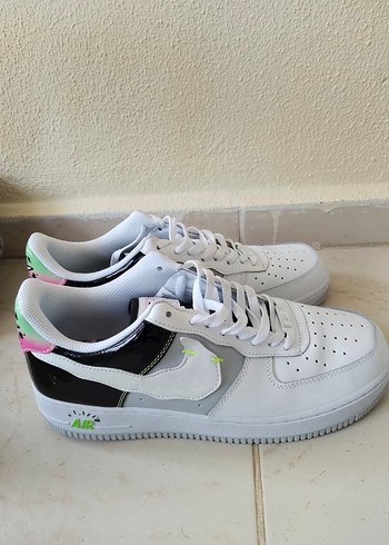 Nike Air Force 1