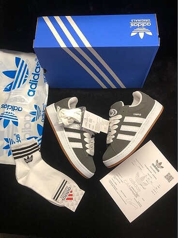 Adidas Campus