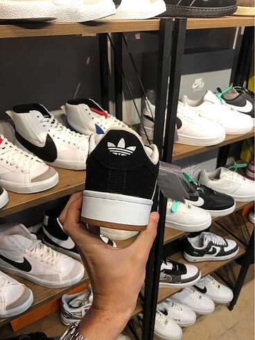 37 Beden siyah Renk Adidas Campus