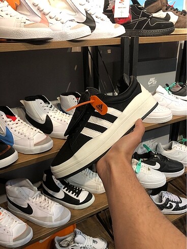 Adidas Bad Bunny????