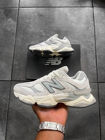 New Balance Moonbeam