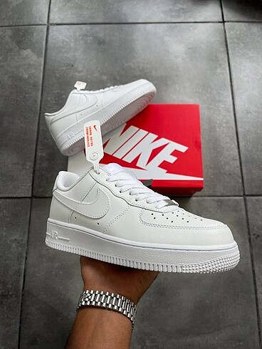 Nike Air Force 1 Low White