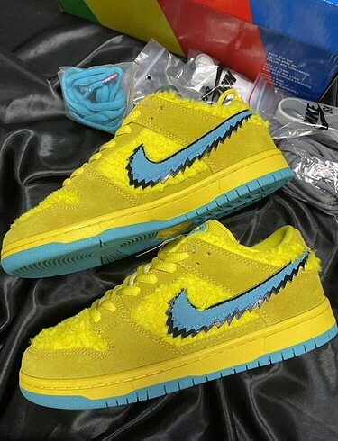 42 Beden sarı Renk Grateful Dead x Nike SB Dunk Low ?Yellow?