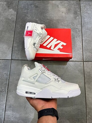 Air Jordan 4 Retro 'Pure Money'