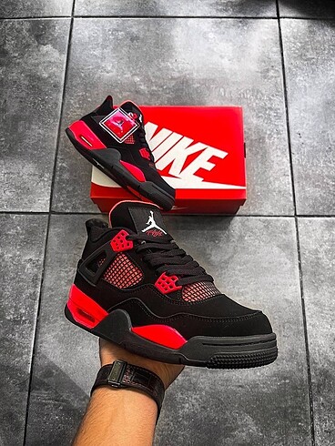 Nike Air Jordan 4 Retro Red Thunder