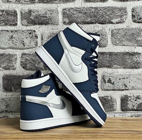 Nike Air Jordan 1 Retro High OG ?Midnight Navy?