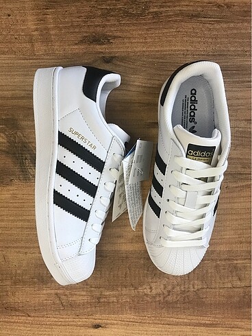Adidas süperstar
