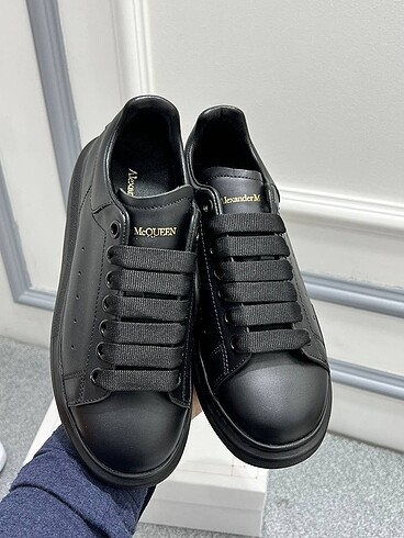 Alexander McQueen Alexander McQueen Black